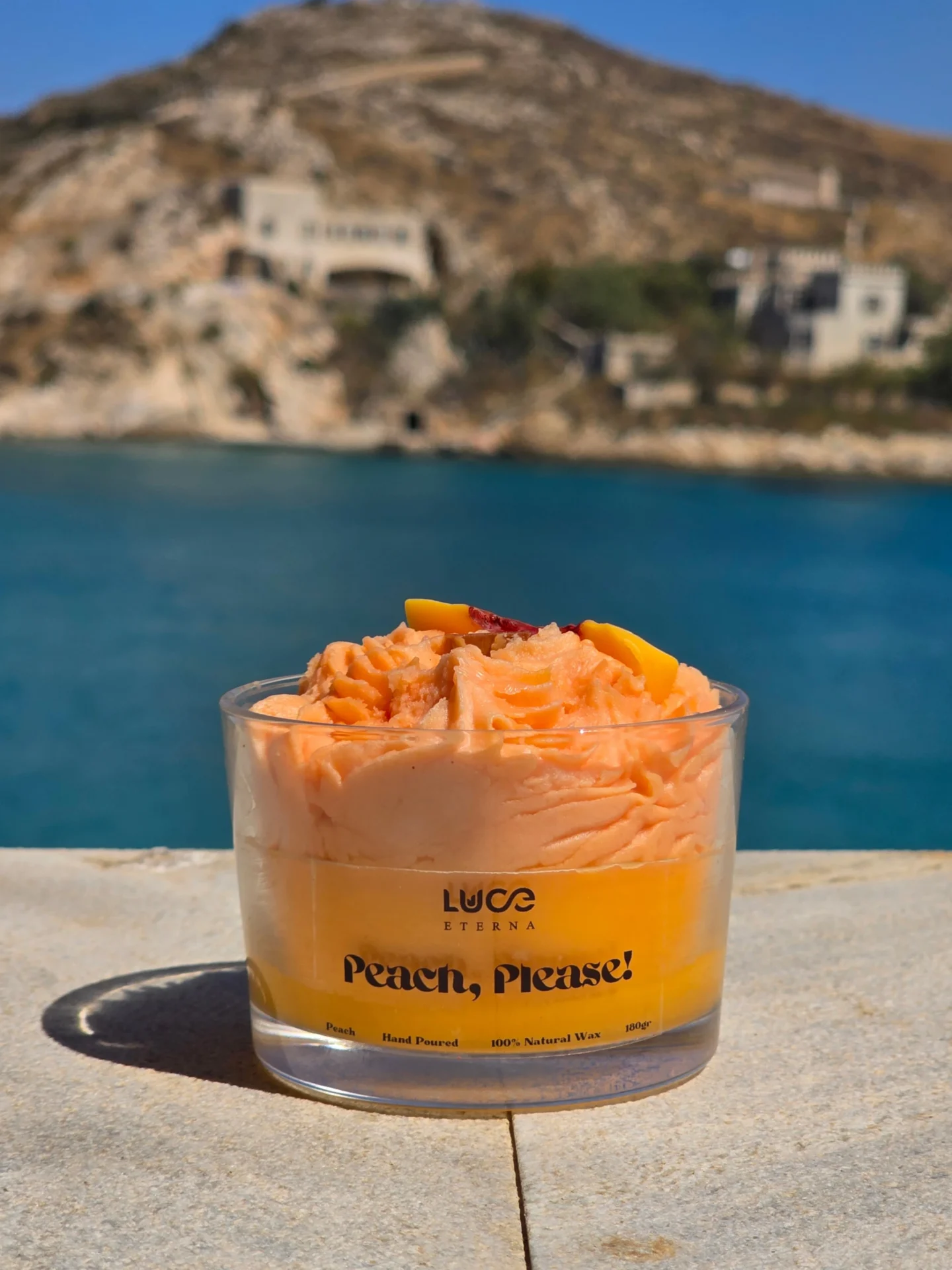 Aromatiko Keri Peach Please! - Luce Eterna.jpg Peach Please! - Image 1